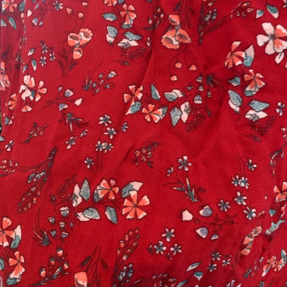 Red flowered GAP blouse - Picture 3 of 4